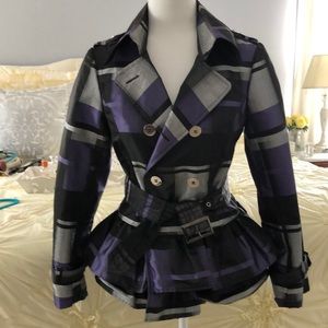 Gorgeous satin short trench coat